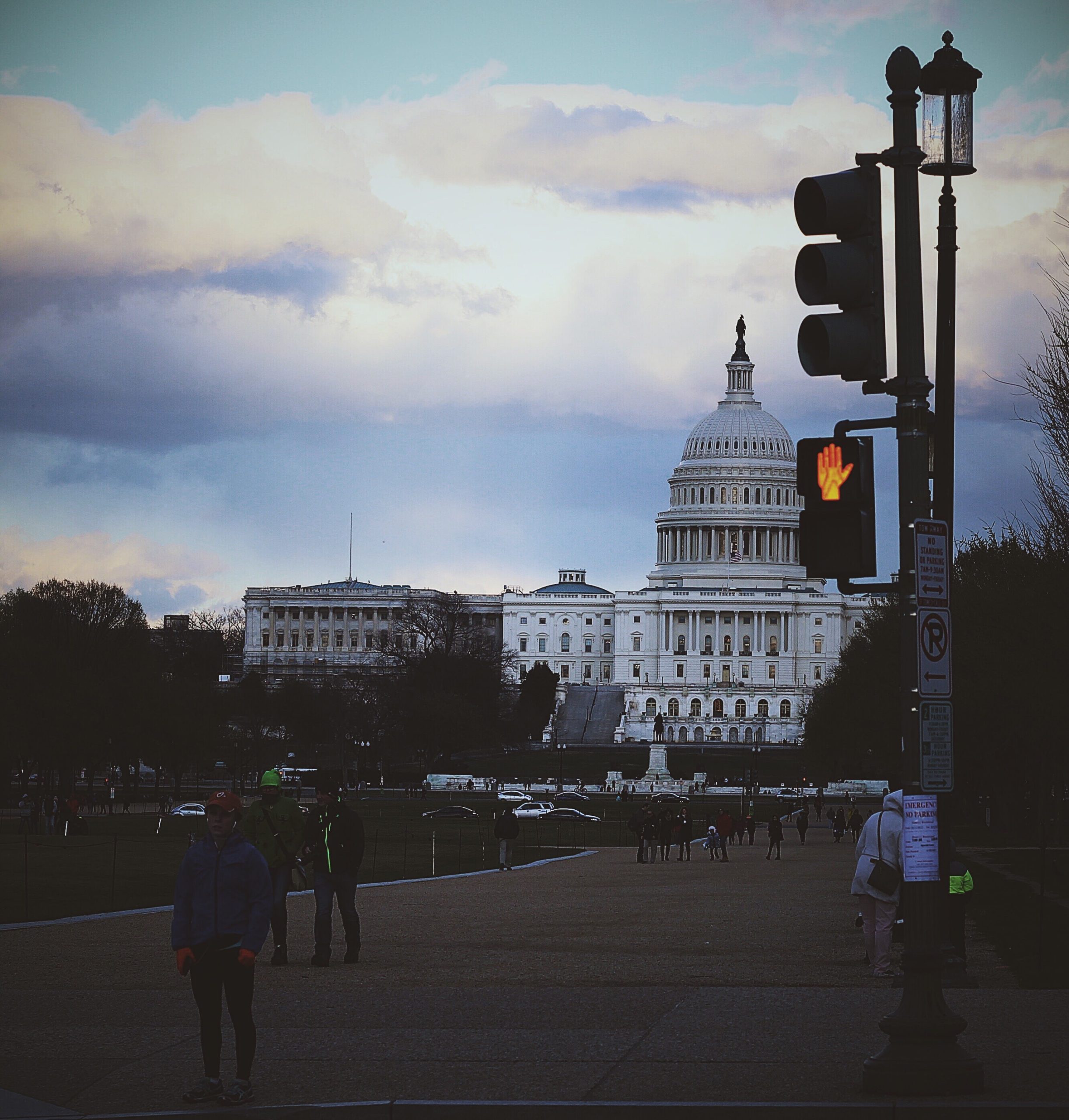 Understanding the Impact of the US Government Shutdown on Markets